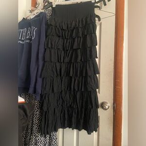 Chic Black Layered Maxi Skirt